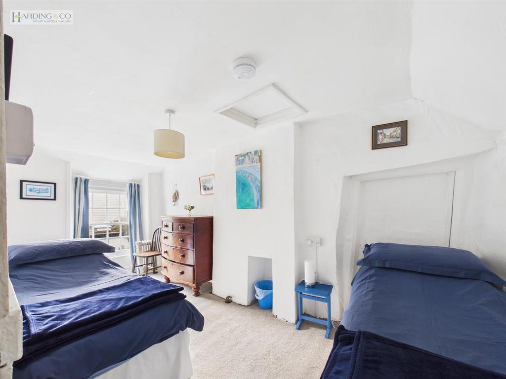 Bedroom 2.jpg