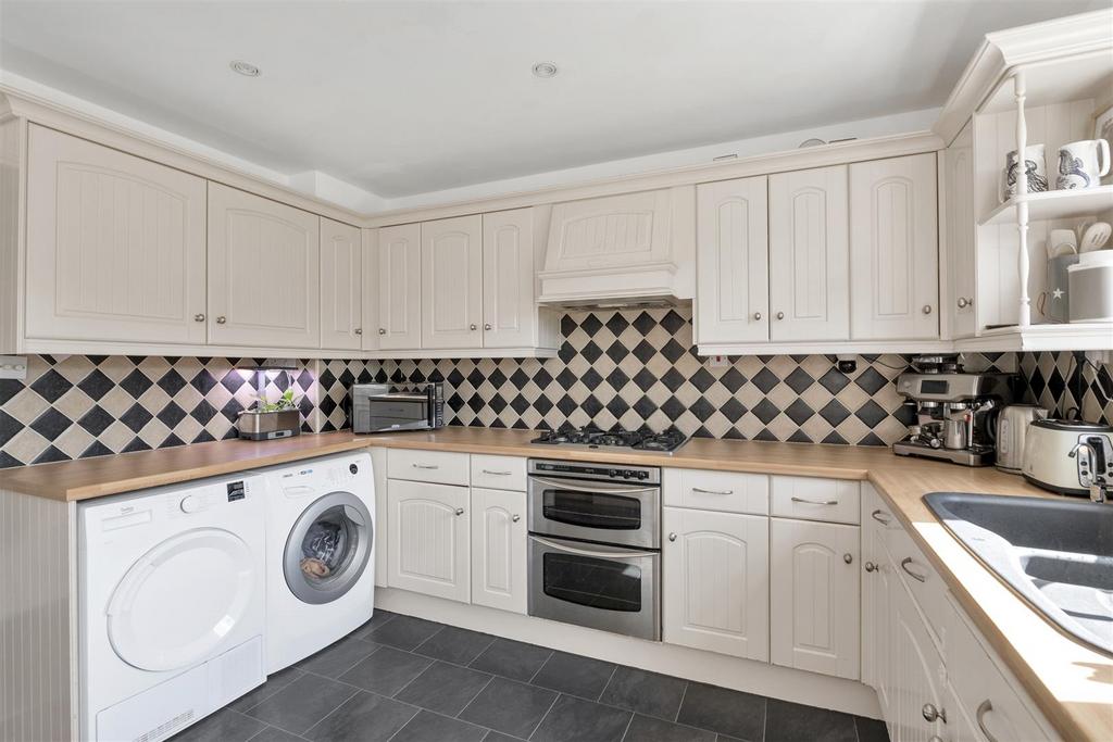 36 Ashwell-park-06.jpg