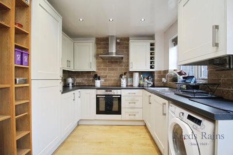 2 bedroom semi-detached house for sale, Roxborough Walk, Merseyside L25