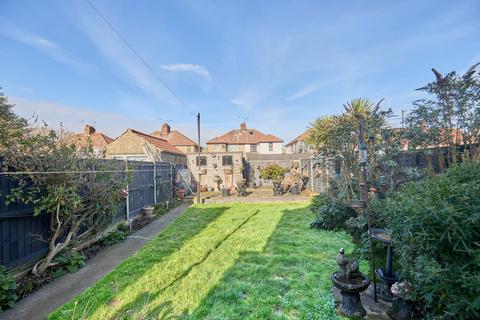 3 bedroom semi-detached house for sale, Waveney Crescent, Lowestoft