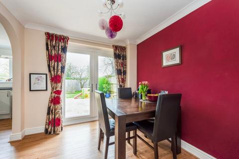 3 bedroom link detached house for sale, Stour Close, Petersfield, Hampshire