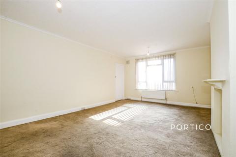3 bedroom flat to rent, High Road, Wembley, HA9