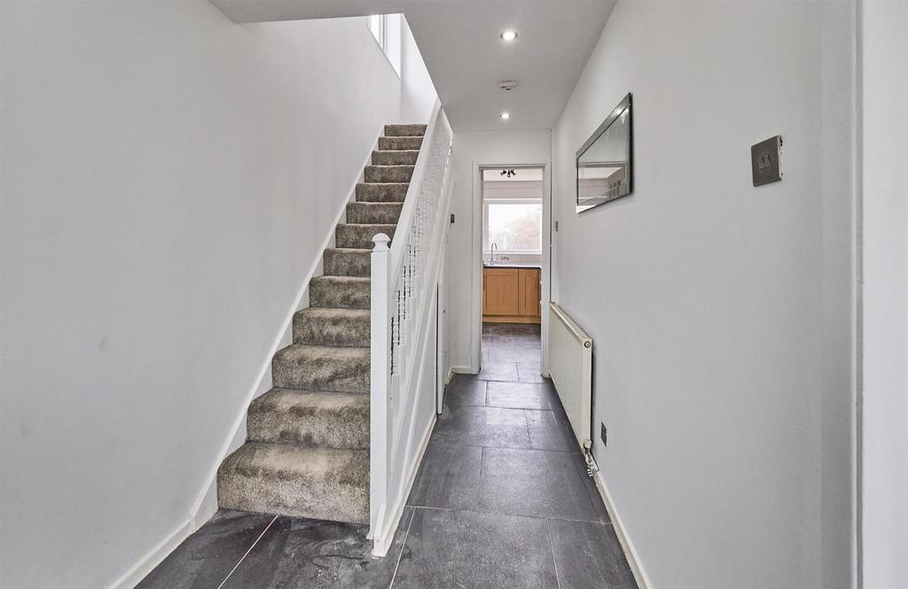 Lochmore Close 5.jpg