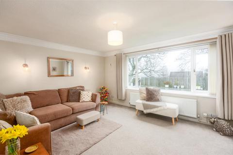 4 bedroom detached house for sale, Heol Treffynnon, Parc Gwernfadog, Swansea