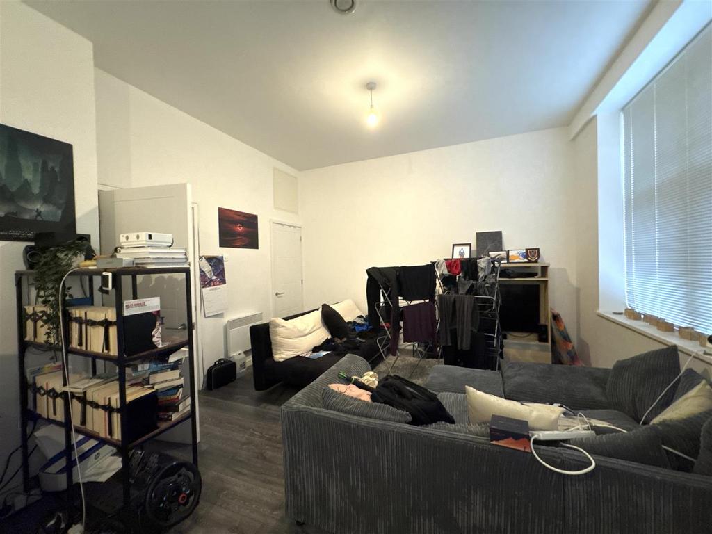 Living Room.jpg