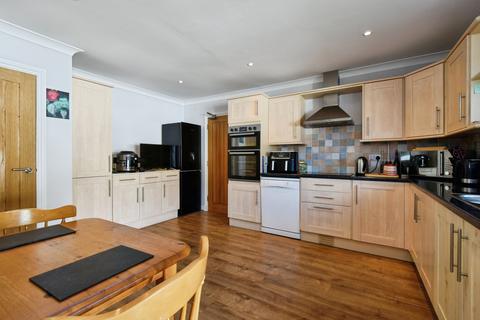3 bedroom bungalow for sale, Clos Nant-y-Ci, Ammanford SA18