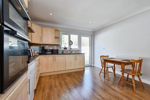 3 bedroom bungalow for sale, Clos Nant-y-Ci, Ammanford SA18