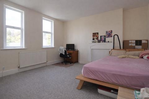 undefined, Western Road, Aldershot GU11