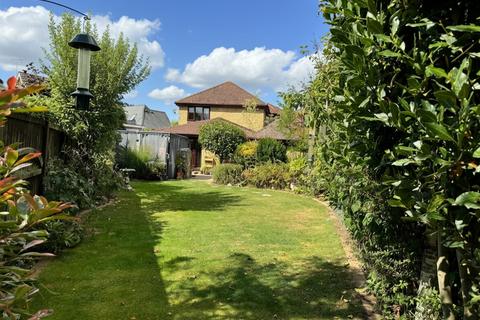 4 bedroom detached house for sale, Magnolias, Billericay CM11