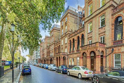 undefined, Courtfield Road, London SW7