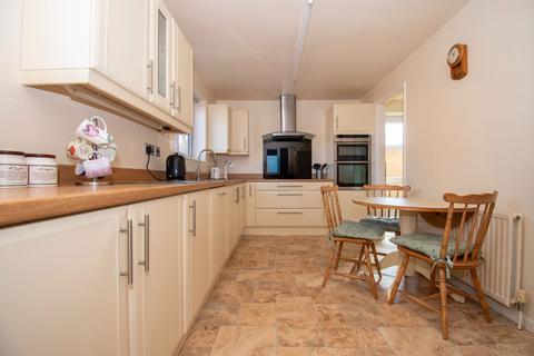 5 bedroom detached house for sale, Pulford Drive, Scraptoft