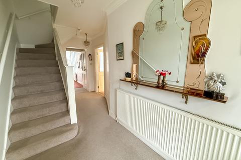 3 bedroom semi-detached house for sale, Rosslyn Crescent, North Wembley, HA9