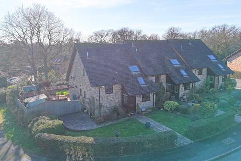 4 bedroom semi-detached house for sale, Brecon Close, New Milton, BH25