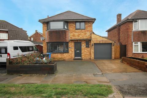3 bedroom detached house for sale, Beaufort Drive, Barton Seagrave, Kettering, Northamptonshire, NN15