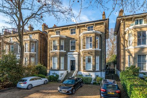 2 bedroom flat for sale, St. Johns Park, Blackheath, London, SE3