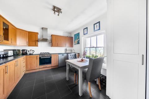 2 bedroom flat for sale, St. Johns Park, Blackheath, London, SE3