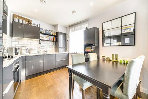 1 bedroom flat for sale, Kenneth Way, London W5