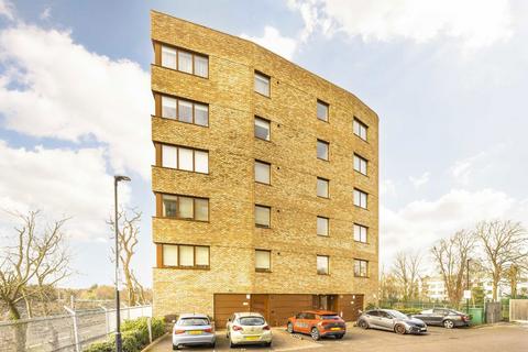 1 bedroom flat for sale, Kenneth Way, London W5