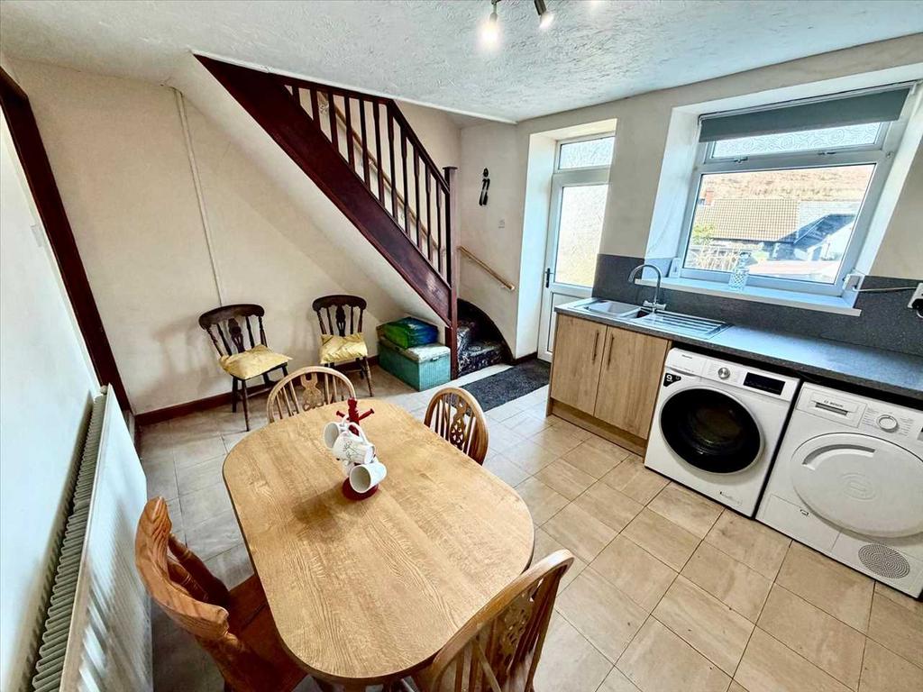 Kitchen/Diner (Lower