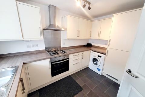 3 bedroom terraced house to rent, Brightsmith Way, Manchester, M27