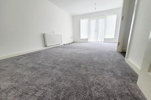 3 bedroom terraced house to rent, Brightsmith Way, Manchester, M27