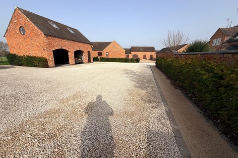 undefined, Leacroft, Burton-on-Trent, DE13