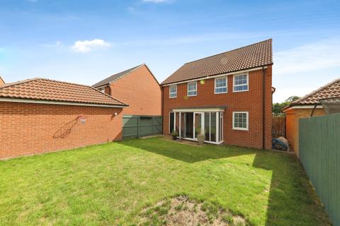 4 bedroom detached house for sale, Greenfield Avenue, Hessle, HU13 0FS