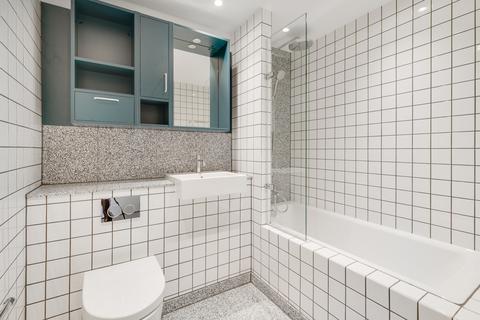 2 bedroom apartment to rent, St Leonards Road London E14
