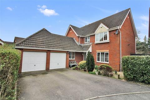 4 bedroom detached house for sale, Rubens Close, Wiltshire SN25
