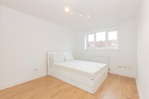 undefined, Telegraph Place, Mudchute, E14