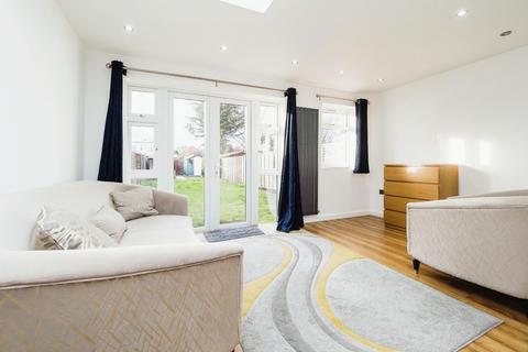 undefined, Kingsley Gardens, Ardleigh Green, Hornchurch, RM11