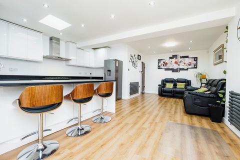 undefined, Kingsley Gardens, Ardleigh Green, Hornchurch, RM11