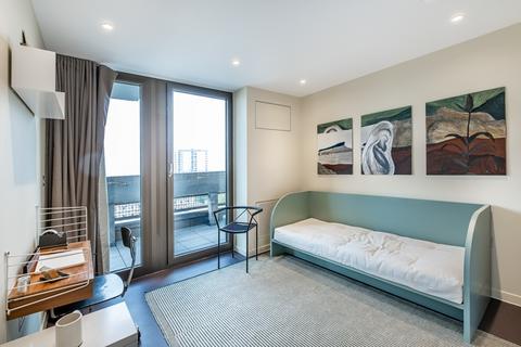 3 bedroom apartment to rent, St Leonards Road, Bow, E14