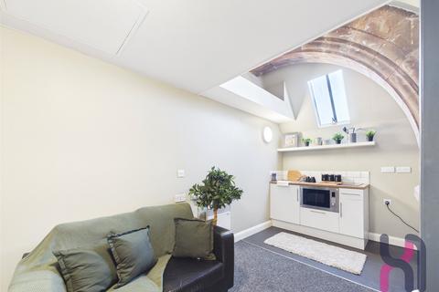 1 bedroom property to rent, St Cyprians, 118-124 Edge Lane, Liverpool, Merseyside, L7