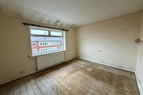 2 bedroom semi-detached house for sale, Coveway Avenue, Blackpool FY3