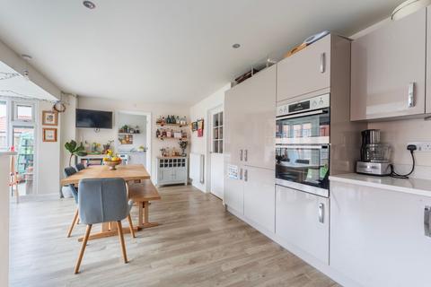 4 bedroom detached house for sale, Davies Drive, Cringleford