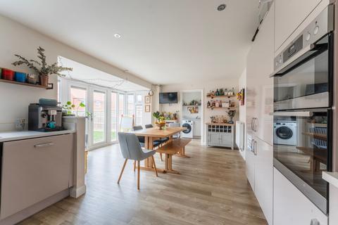 4 bedroom detached house for sale, Davies Drive, Cringleford