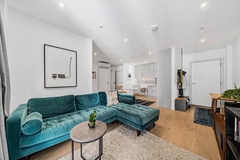 2 bedroom flat to rent, Upper Richmond Road, Putney, London, SW15