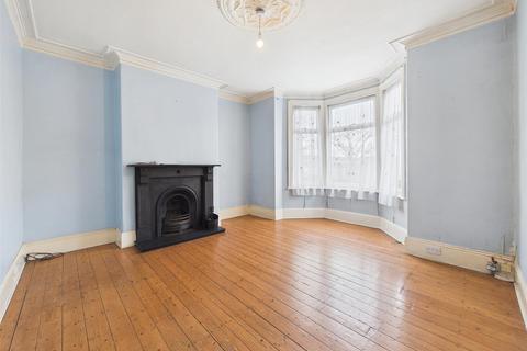 2 bedroom flat for sale, Edendale Terrace, Gateshead NE8