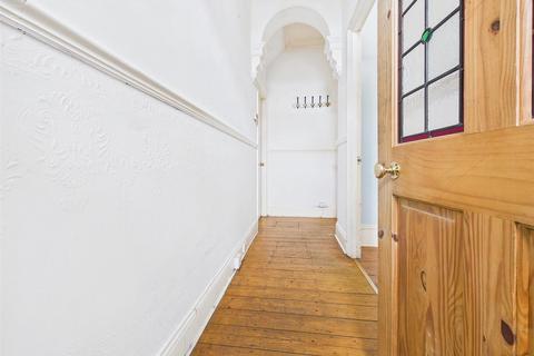 2 bedroom flat for sale, Edendale Terrace, Gateshead NE8