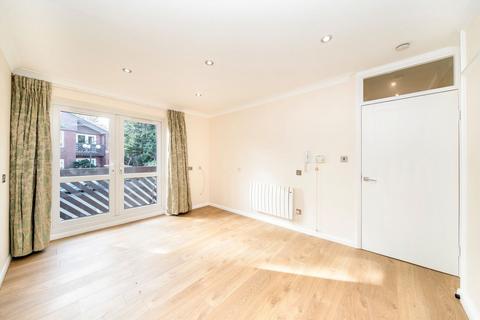 1 bedroom flat to rent, Cedar Close, London SE21