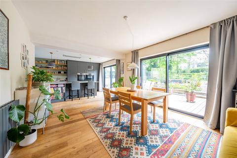 4 bedroom detached house for sale, Woolgreaves Garth, Wakefield, West Yorkshire