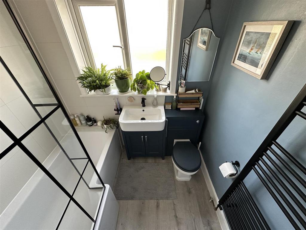 Newly Fitted Bathroom