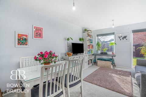 2 bedroom terraced house for sale, Wickets Way, Hainault, IG6