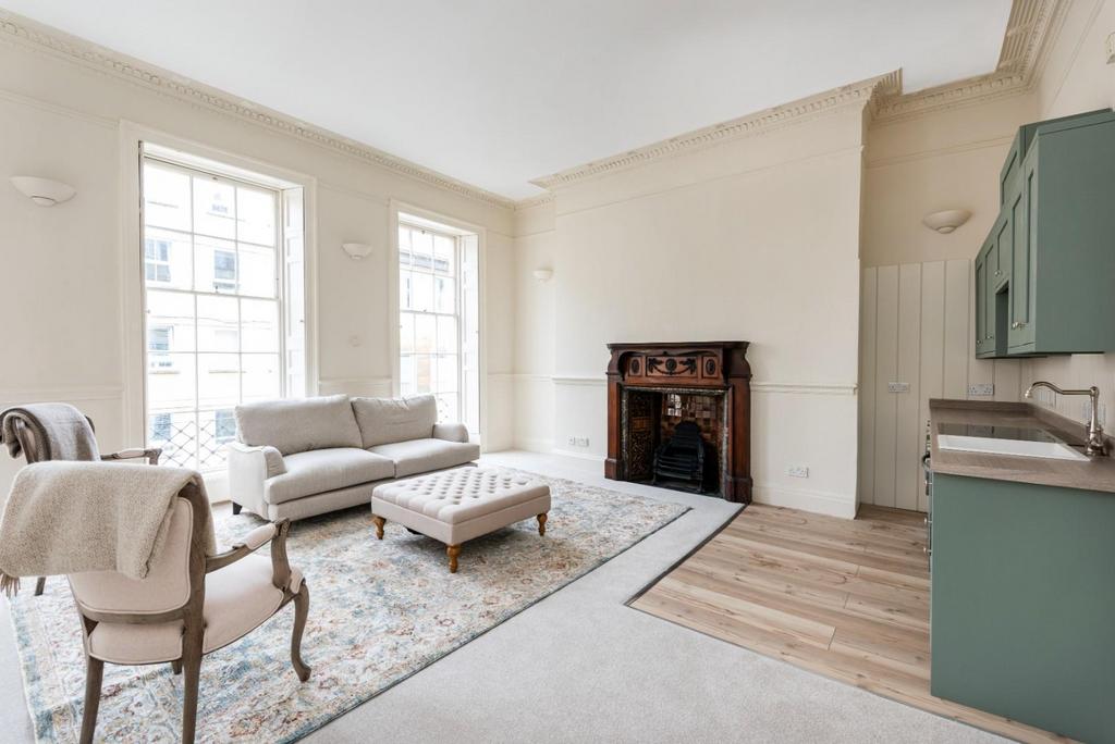 First Floor Flat, 3 Bedford Street, Bath BA1 6 AD-1