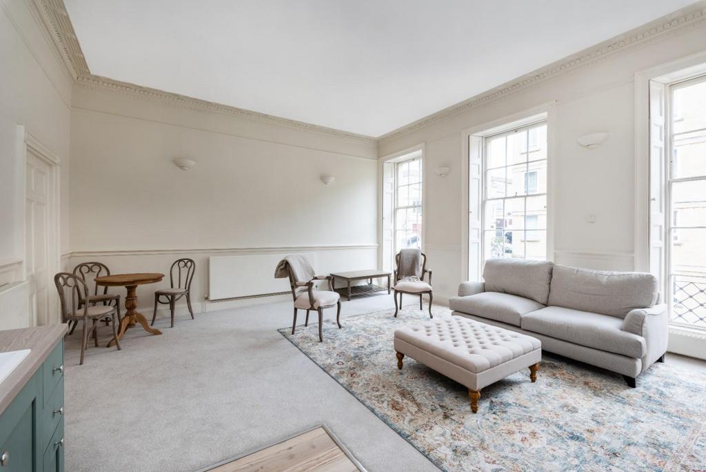 First Floor Flat, 3 Bedford Street, Bath BA1 6 AD-6