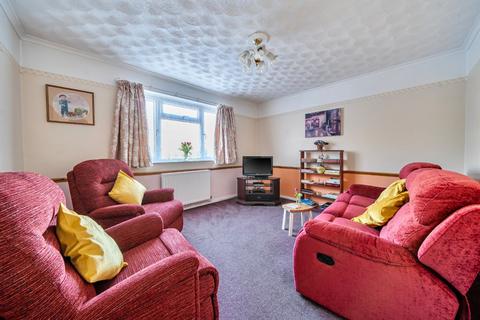 4 bedroom terraced house for sale, Catherine Close, Byfleet, West Byfleet, KT14