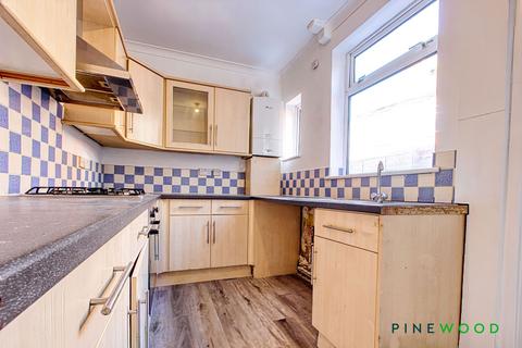 3 bedroom end of terrace house for sale, Market Street, Alfreton DE55