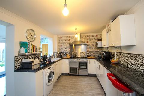 4 bedroom semi-detached house for sale, Bowcombe, Netley Abbey, Southampton, Hampshire, SO31