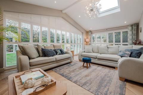 undefined, Normanby Chase, Altrincham